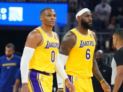 Nastal čas odpísať Lakers? Westbrookov trejd sa ukazuje ako katastrofa