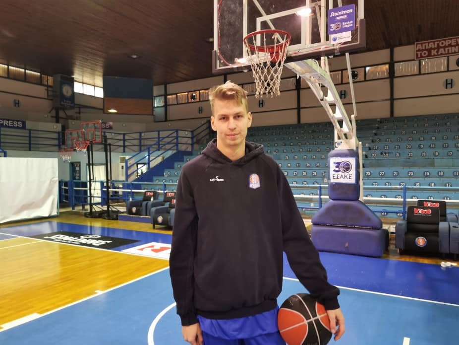 Debut Doležaja v Grécku, Ihring prispel k ukončeniu čiernej série