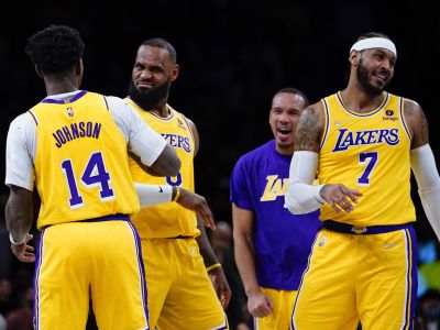 VIDEO: Clippers predviedli jeden z najväčších obratov histórie, Lakers vyhrali v Brooklyne