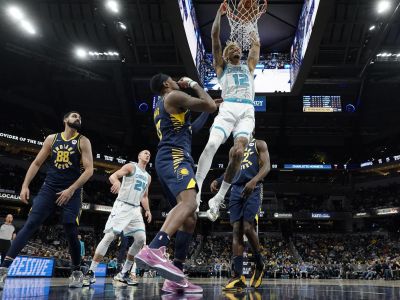 VIDEO: Showtime v Indiane, Oubre dal 10 trojok z lavičky a Charlotte nastrieľalo 158 bodov