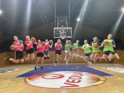 Výbery U18 a U20 absolvovali kempy. Dievčatá ukázali potenciál a chuť na sebe pracovať, pochvaľuje si Jalčová