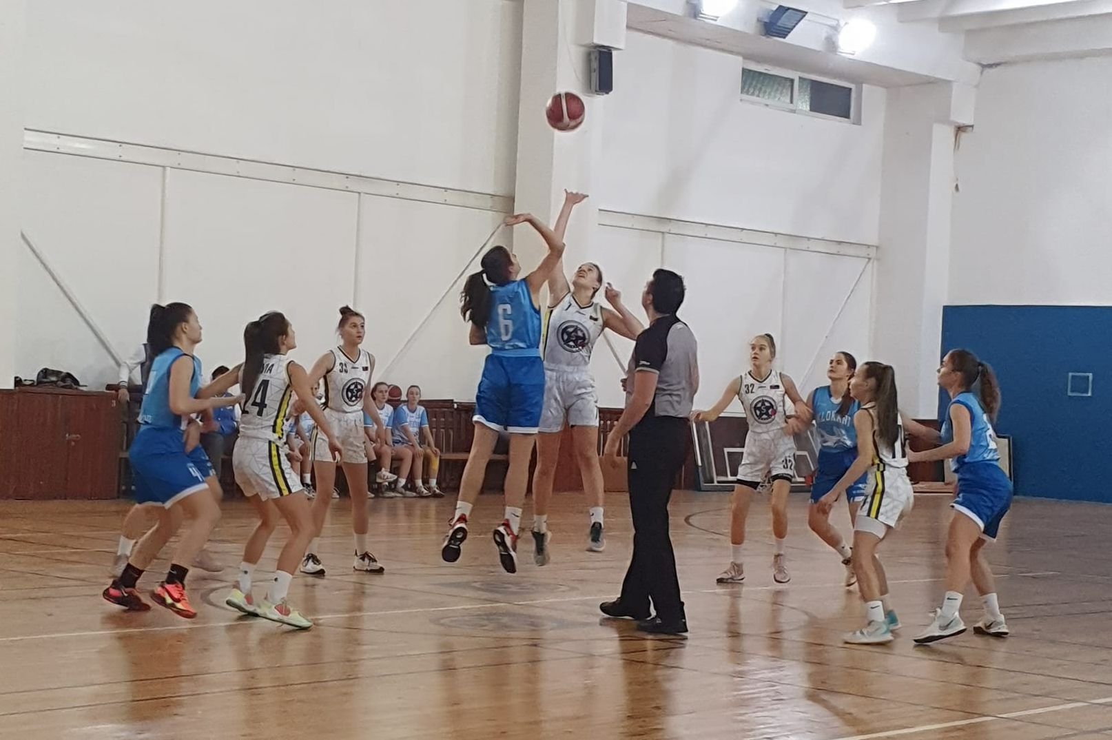 V súťaži kadetiek bola dohrávka 11. kola ešte minulú stredu