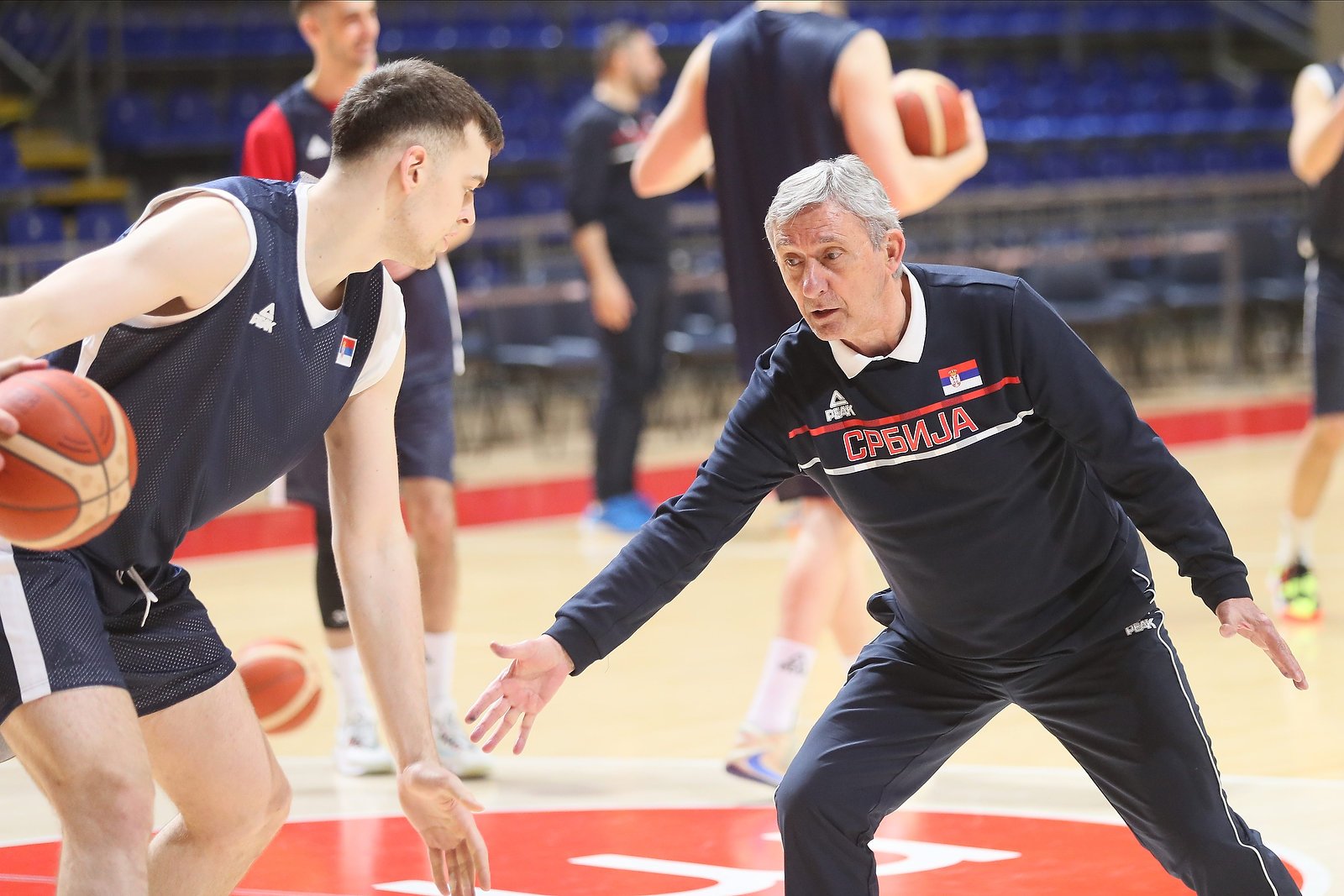 Srbi nie sú v ideálnej pozícii, Pešič varuje pred Slovákmi: Sú zohratí, nečaká nás nič ľahké