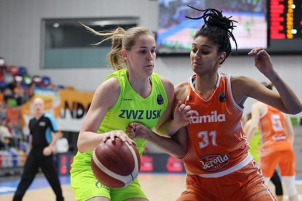 Hejková postúpila s USK do ďalšieho euroligového Final Four