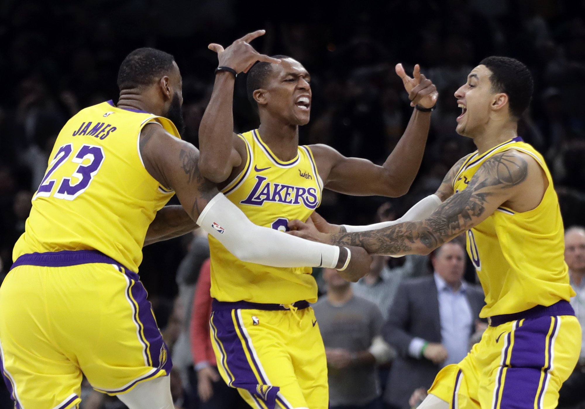 Niekdajšia hviezda NBA sa mala vyhrážať priateľke so zbraňou v ruke