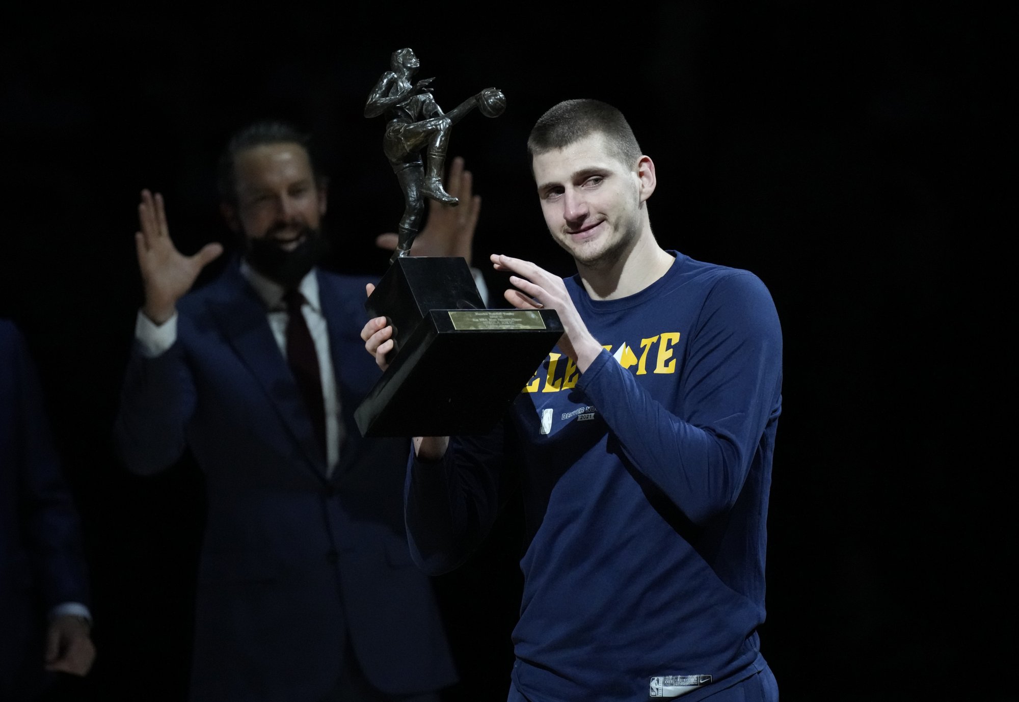 Jokič ostáva kráľom, obhájil cenu MVP v NBA