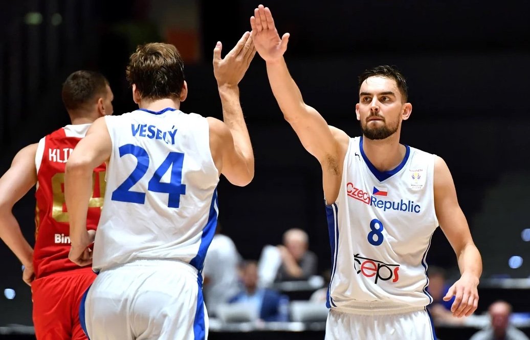 Bitka o Satoranského sa začala. Chce ho španielsky gigant i šampión Euroligy