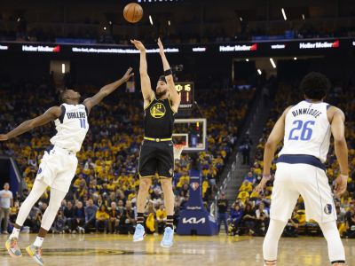 NBA play-off: Golden State potiahol späť do finále skvelý Klay Thompson