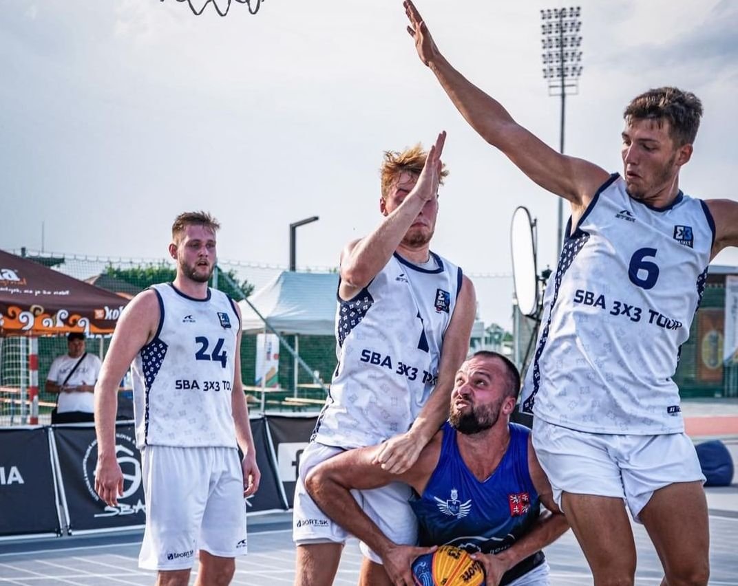 Boj o Euro Cup sa začína. Slováci štartujú kvalifikáciu v trojkovom basketbale