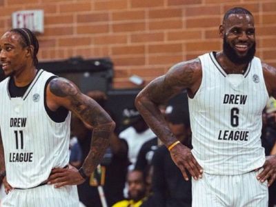 LeBron James si spestril leto parádnym predstavením v slávnej „pivnej“ lige