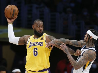 LeBron James zarobí 532 miliónov dolárov, v 37 predĺžil zmluvu za 97 miliónov