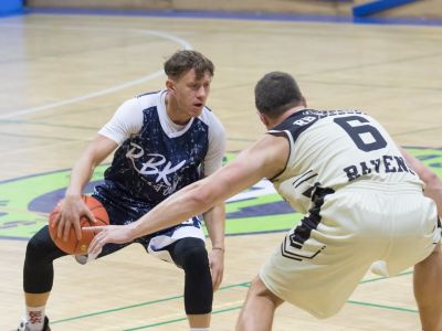 Slávisti sa naladili na ostrý štart víťazstvami, v derby ich potrápil spoluhráč