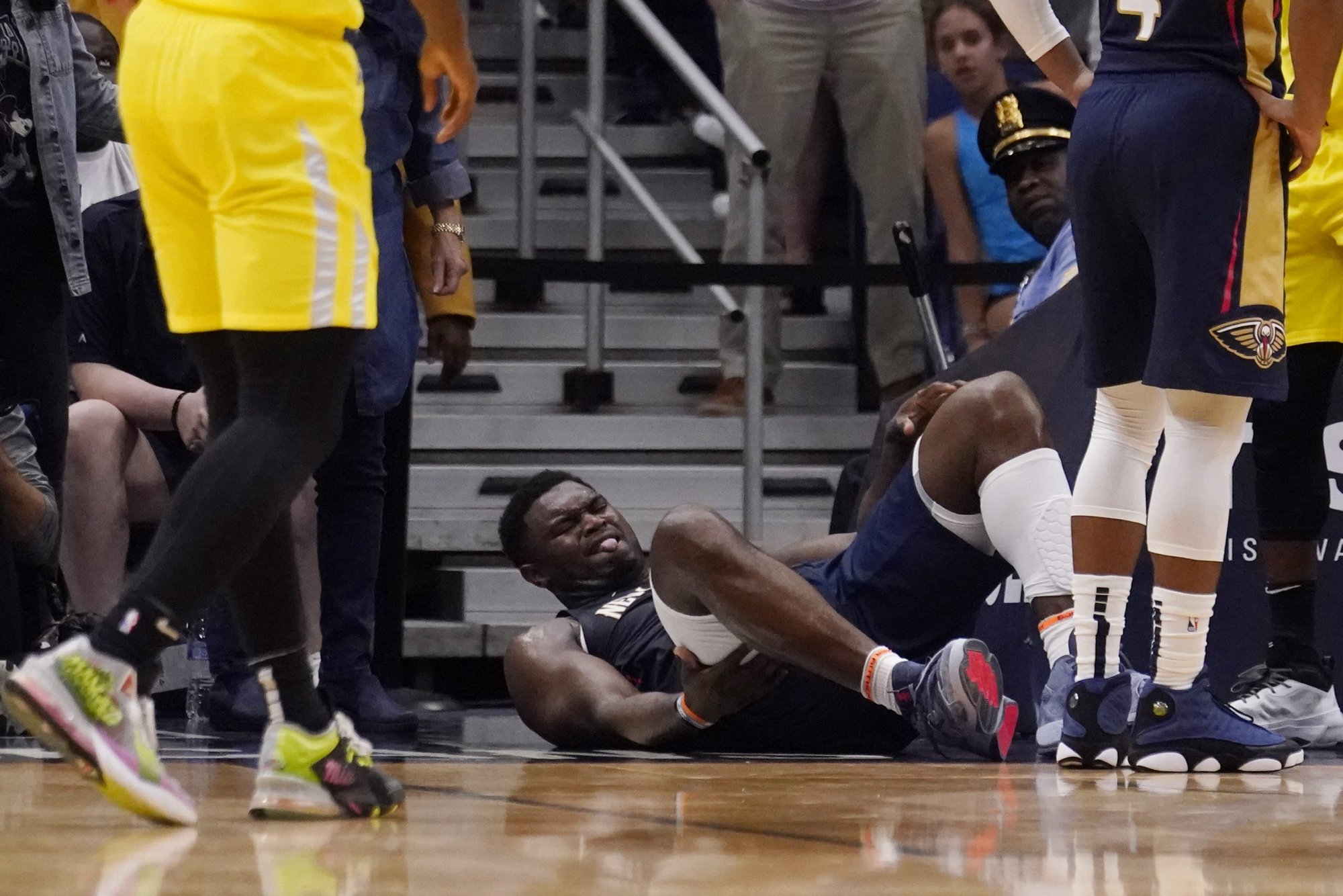 VIDEO: Zion Williamson sa znova zranil, Chris Paul sa dostal na 11 tisíc asistencií