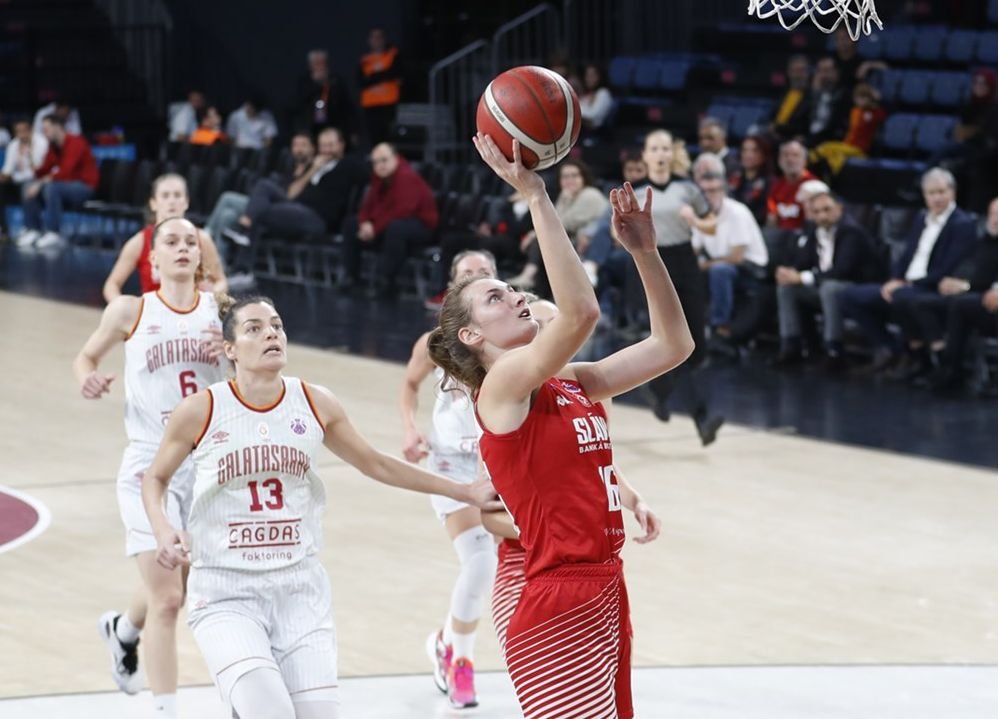 Jankovič: Škoda prehry po dobrej robote proti silnému tímu, Michálik: Pre hráčky bol zážitok hrať proti top tímu v Európe