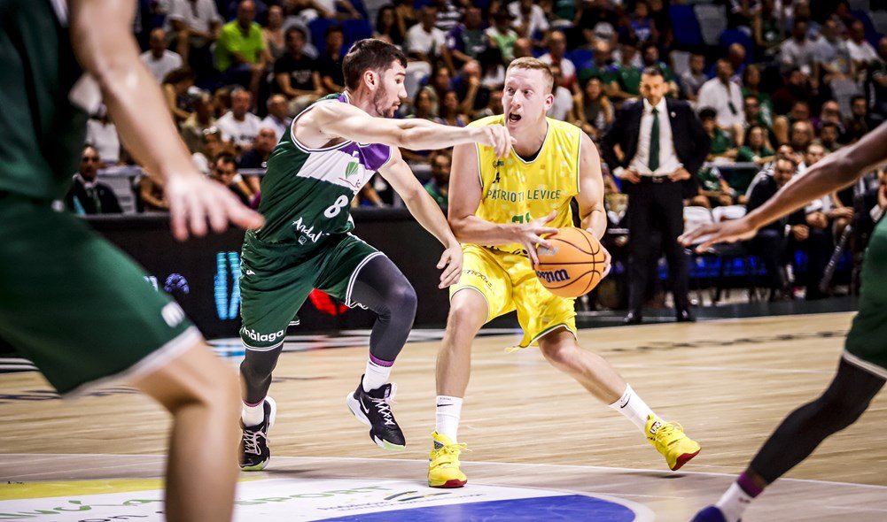 Elitná spoločnosť. Levičan Lapornik medzi hviezdami týždňa v EP FIBA