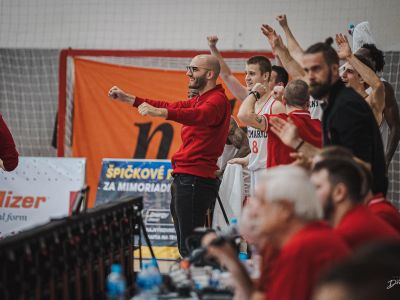 Stále bez prehry. Komárno postúpilo do štvrťfinále Alpe Adria Cupu