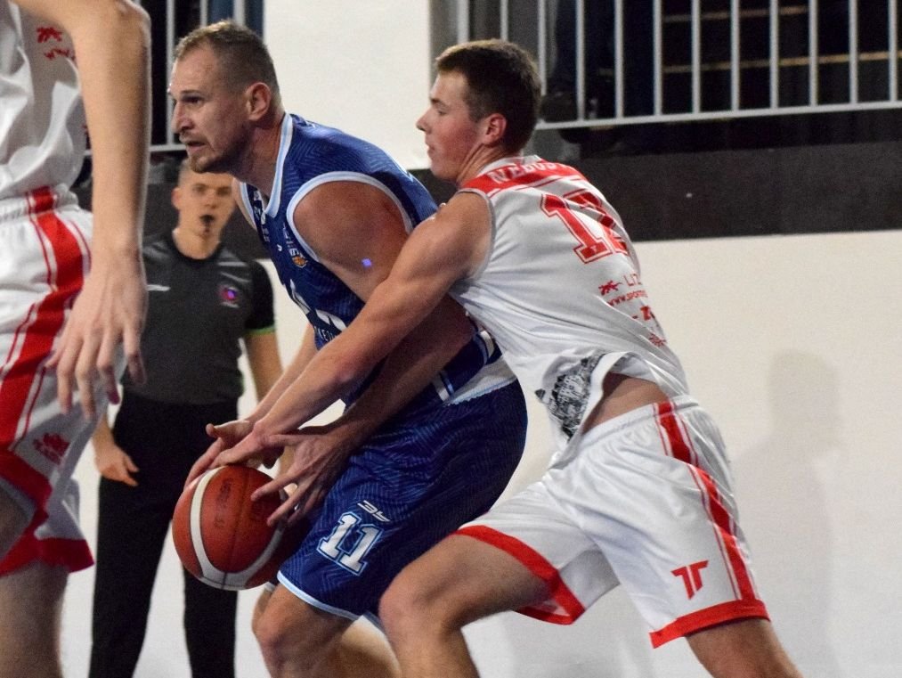 Považská zdolala aj Žiar, Nitra zaostáva o jednu výhru