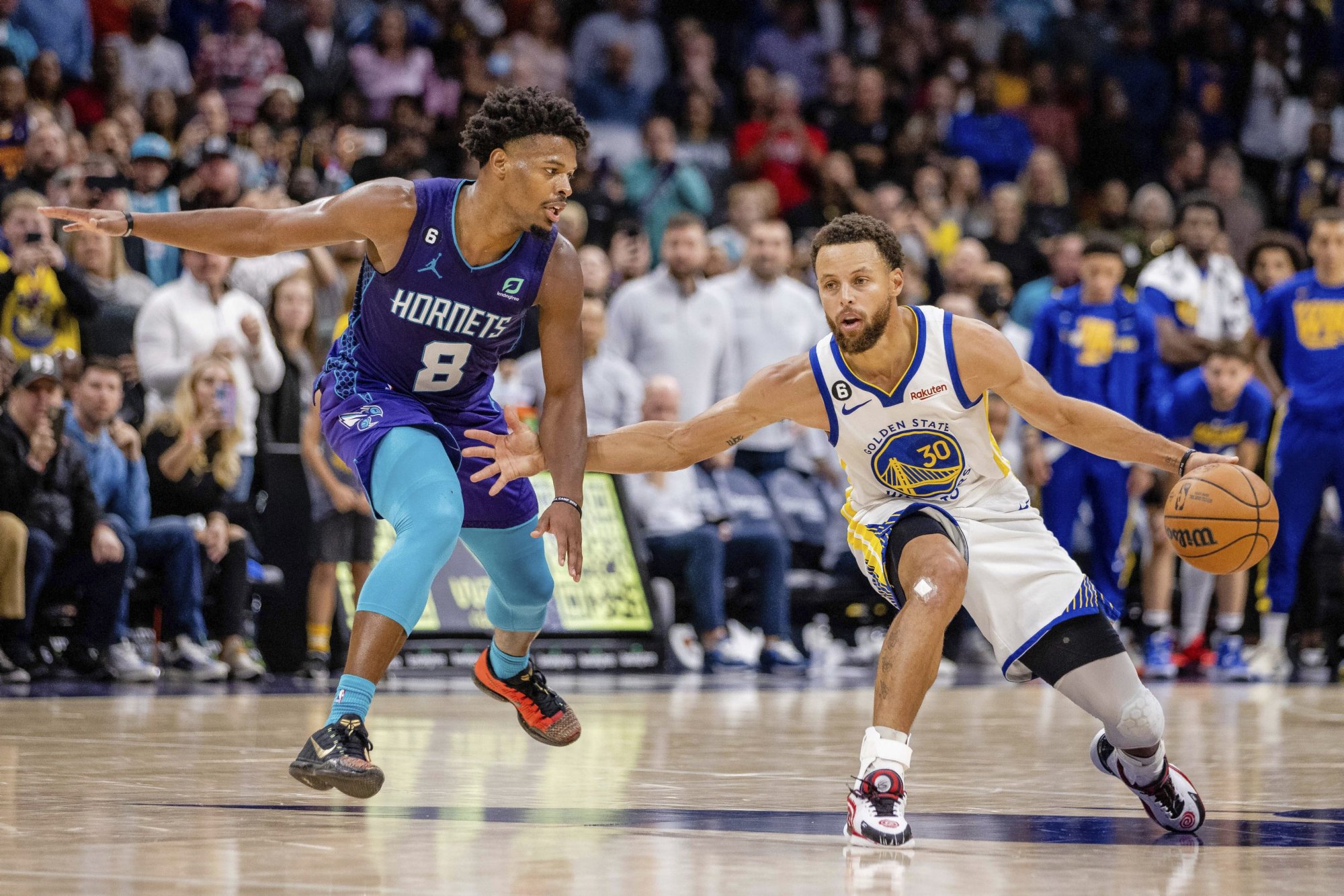 Mal prednosť pred Dončičom, potom ho nikto nechcel, uvažoval nad americkým futbalom. Teraz zažíva v NBA nečakaný návrat
