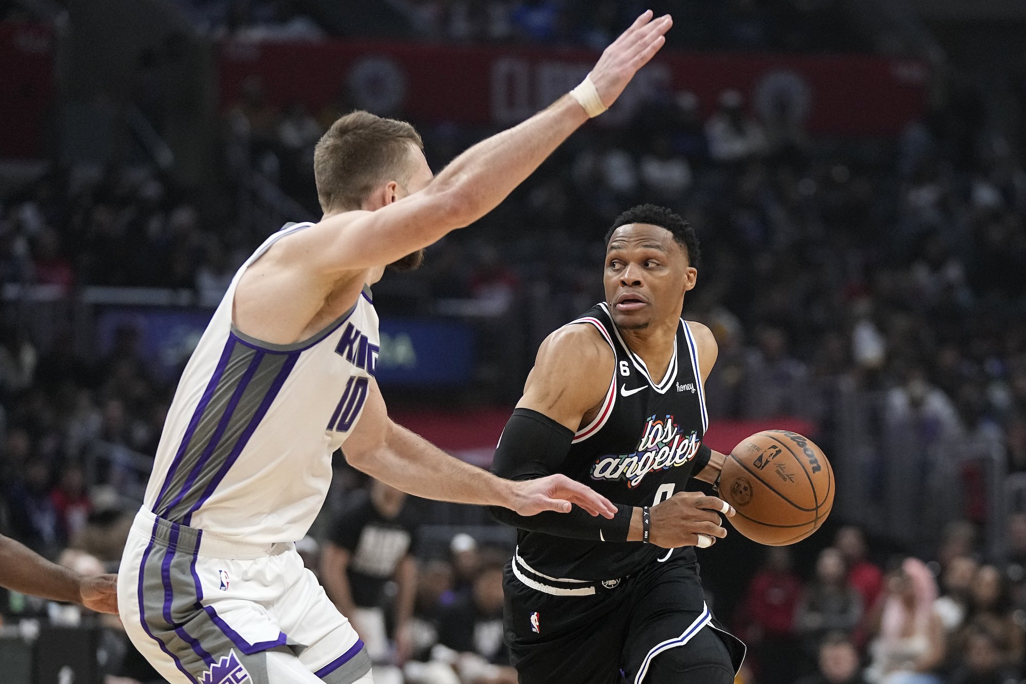 V NBA sa hral druhý najofenzívnejší zápas v histórii, padlo 351 bodov!