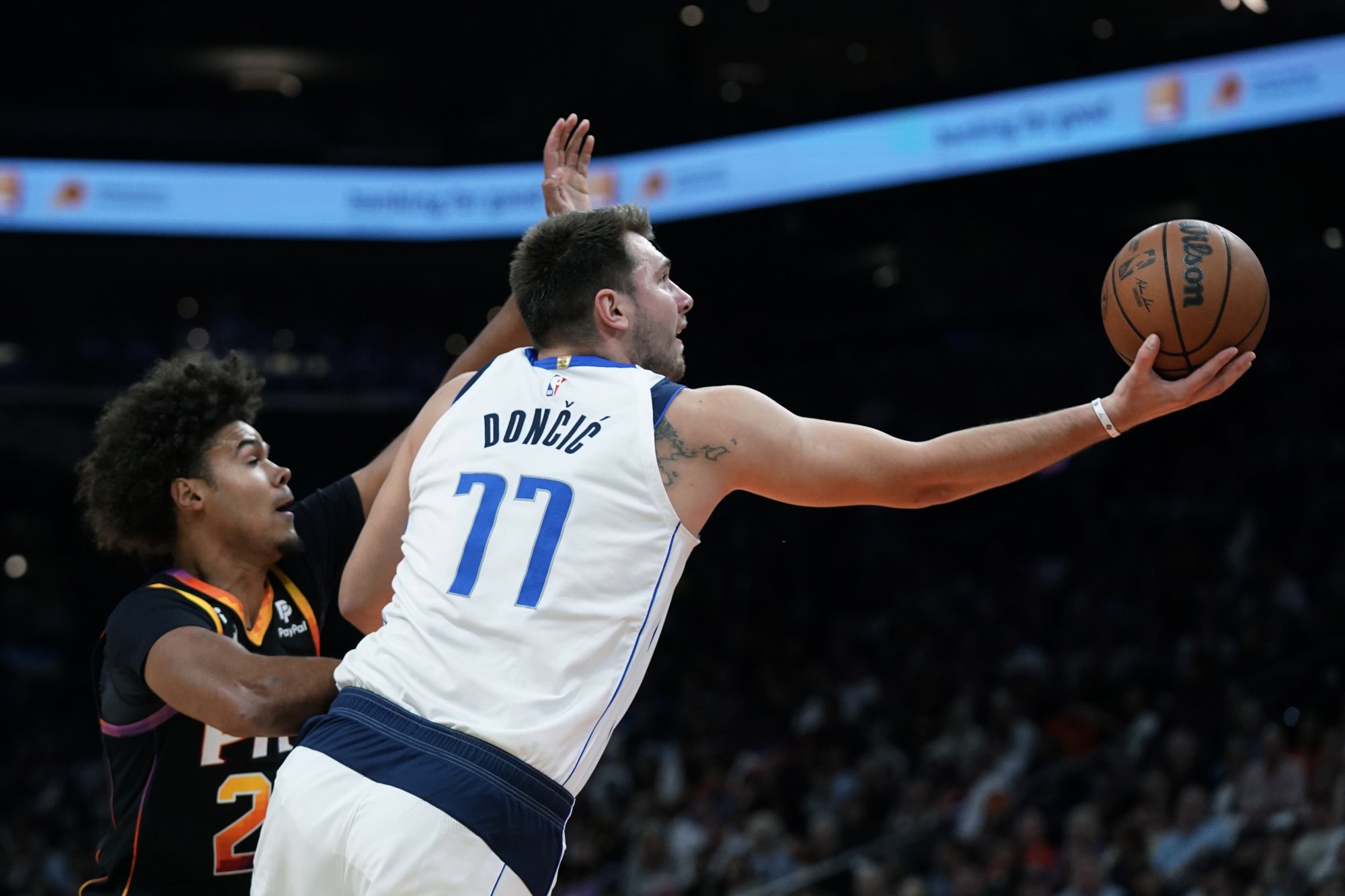 VIDEO: Dončič sa trápi, Dallas prehral s oustiderom, padli mimo play-off