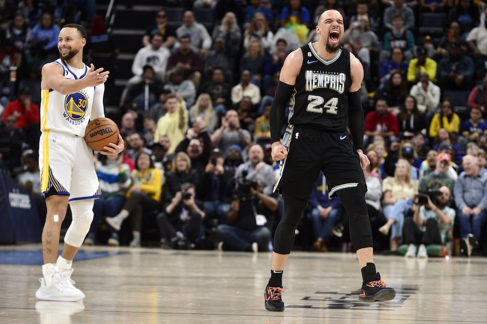 Zbrane, vyhrážky, neúcta. Ako sa stal z najsympatickejšieho tímu NBA najnesympatickejší