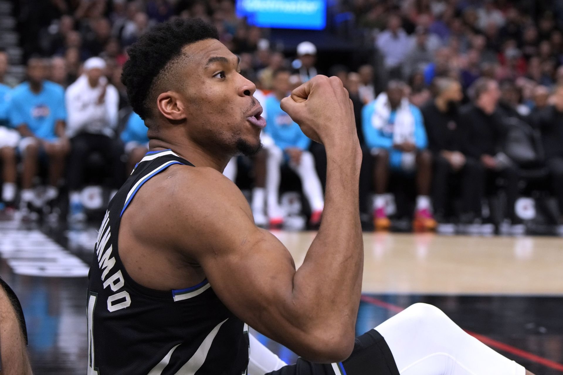 VIDEO: Indiana ukoristila cenné víťazstvo v Milwaukee aj bez svojej najväčšej hviezdy