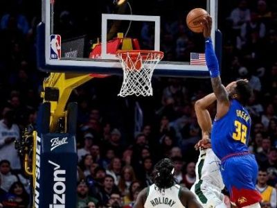 VIDEO: Veterán Green predviedol parádny smeč cez Giannisa, Denver pretlačil v súboji prvých Milwaukee