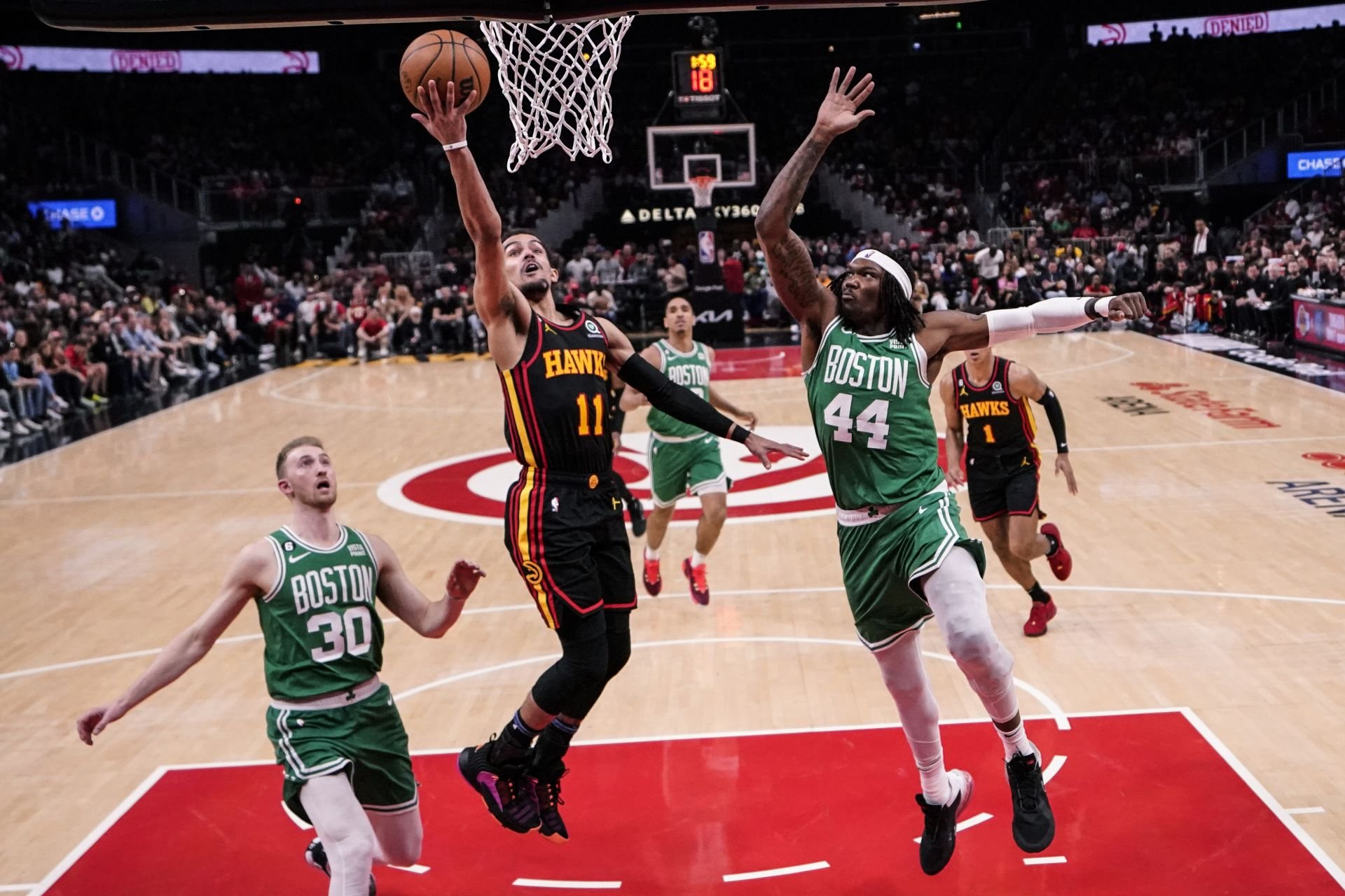 VIDEO/NBA play-off: Boston delí od postupu jedna výhra, Minnesota odmietla koniec sezóny