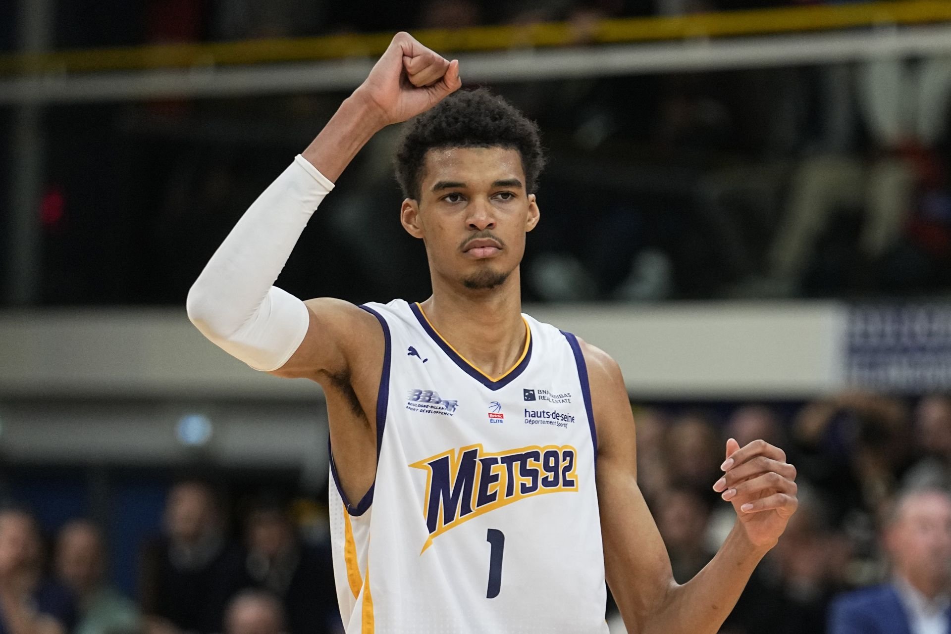 VIDEO: Bitku o generačný talent z Francúzska vyhralo San Antonio, na drafte si bude vyberať ako prvé