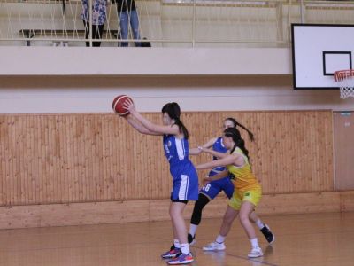 VIDEO/M-SR Kadetky U17: Semifinalistami sa stali Ružomberok, Košice, Šamorín a Bratislava