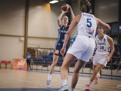 Slovenky stiahli v derby z mínus 26 na rozdiel jediného bodu, ale výhra im napokon tesne unikla