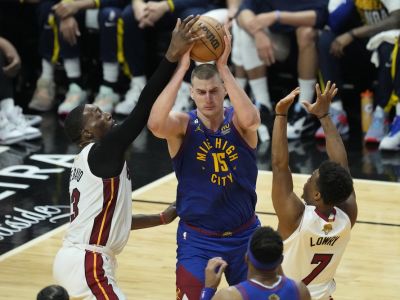 VIDEO/NBA finále: Murray s Jokičom predviedli historické výkony a Denver vedie 2:1