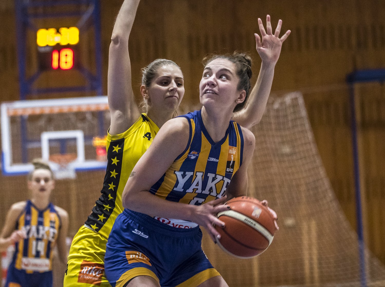 Diana Mikovčáková z Young Angels pod Čebrať