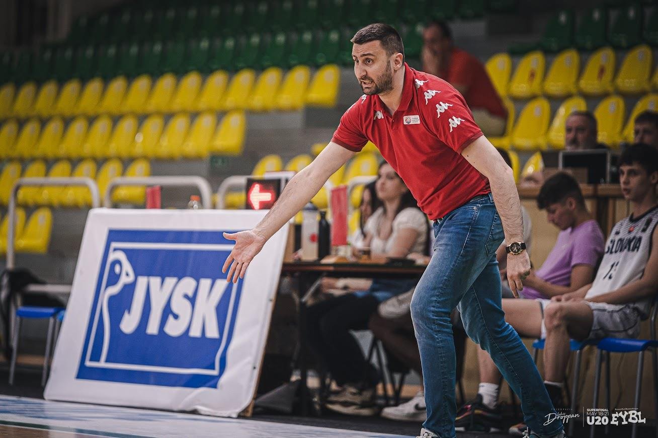 Tréner chlapčenskej U18-ky Danilo Rakočevič priblížil doterajšiu prípravu
