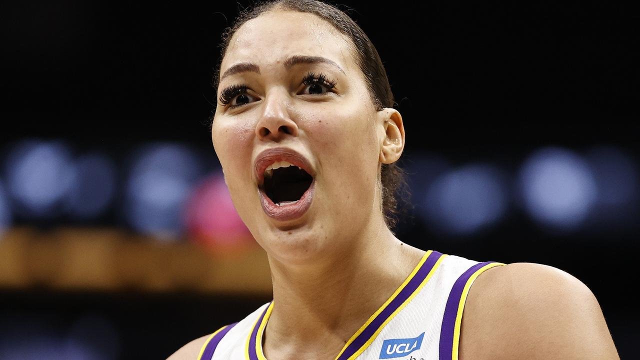 Jedna z najlepších basketbalistiek sveta rasisticky urážala súperky a vyvolala bitku