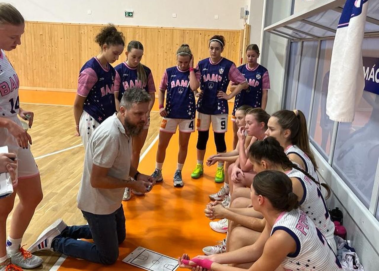 VIDEO: Juniorky Young Angels naďalej bez prehry, mladé ženy Trenčína a Popradu bez víťazstva