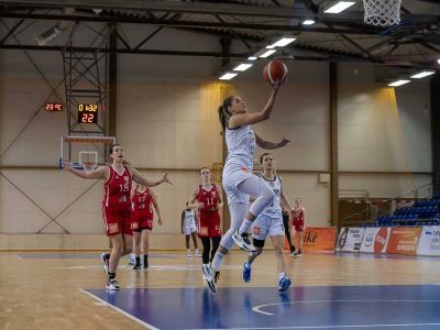 FOTO: Piešťany a Ružomberok s jasnými výhrami, Young Angels triumfovali v Trenčíne