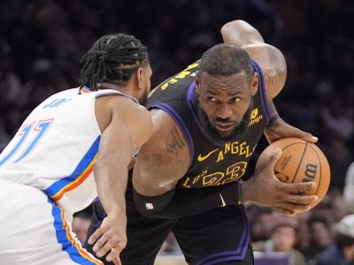 VIDEO: LeBron s Davisom ukončili víťaznú sériu OKC, Boston s ďalším triumfom