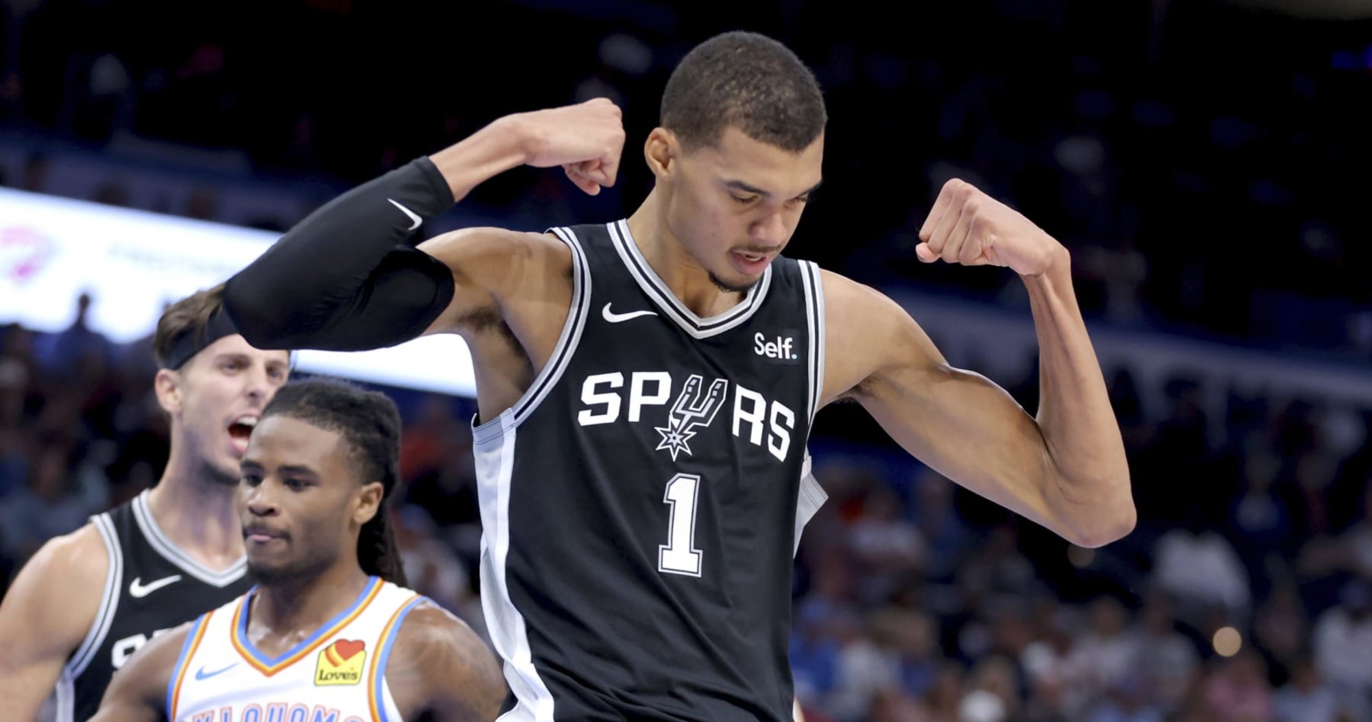 VIDEO: Durant stratil v závere detinsky loptu a Wembanyama so Spurs šokovali favorita