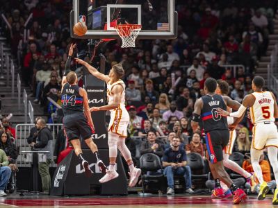 Dvakrát ho v sezóne NBA vymenili, skoro nehrával a zrazu nastrieľal 50 bodov!