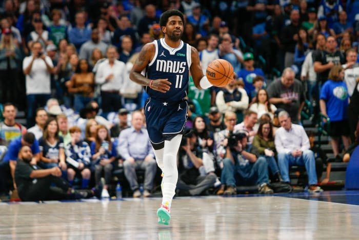 VIDEO: Dallas aj bez Dončiča zdolal Golden State, Milwaukee prehralo s outsiderom
