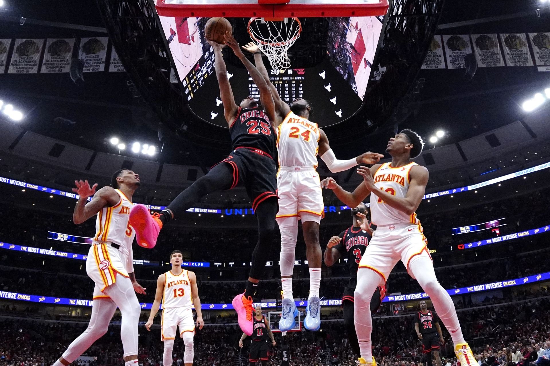 VIDEO: Philadelphia tesne zdolala Miami a vyzve New York