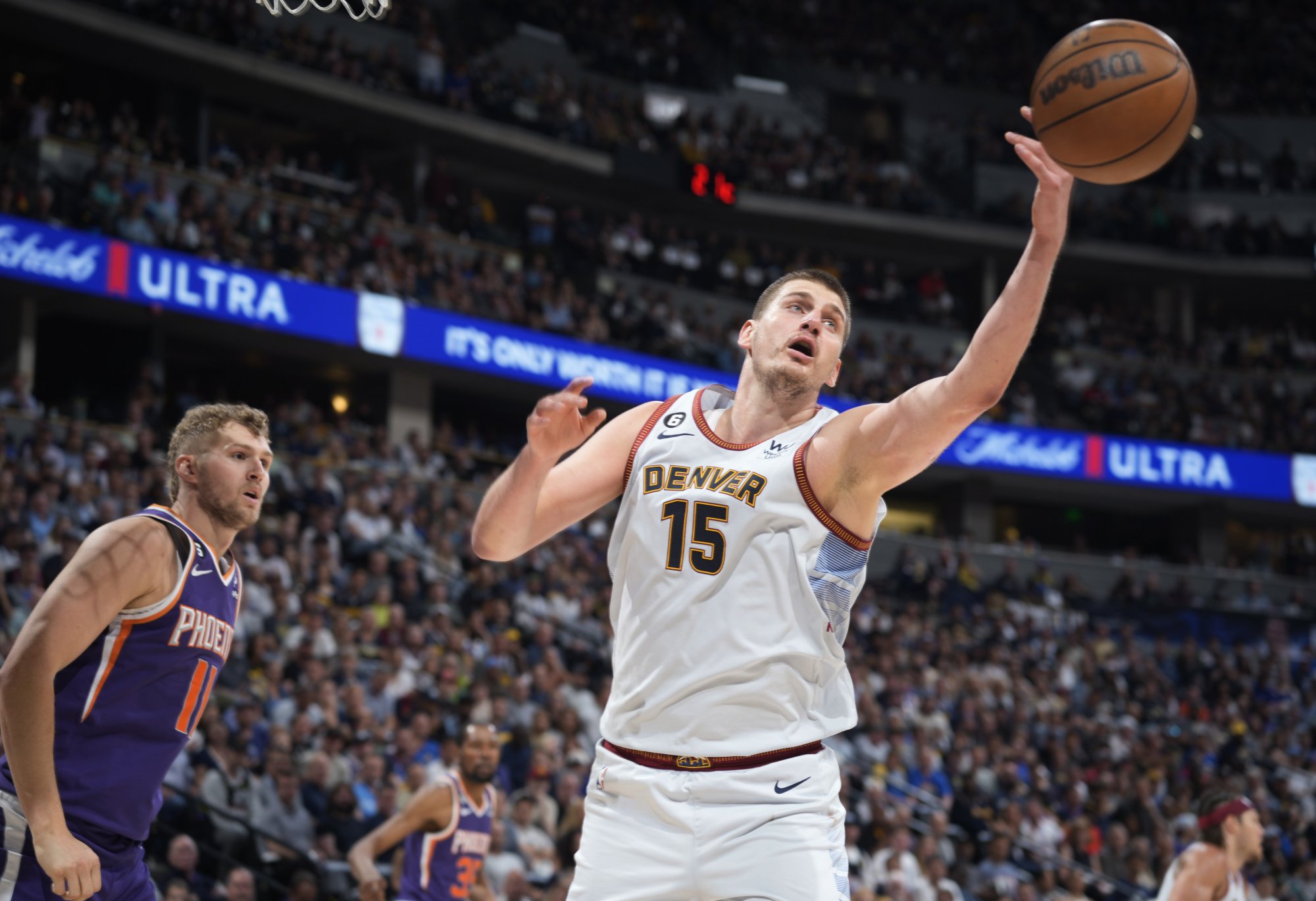 VIDEO/NBA play-off: Indiana rozdrvila Knicks, Jokič pretlačil 44 bodového Edwardsa