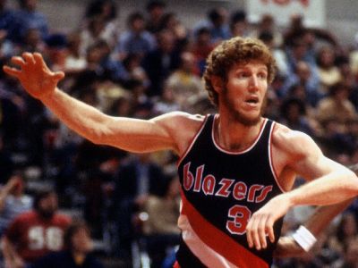Jasne zdolal aj Abdula-Jabbara, hral málo, ale patrí medzi veľké legendy NBA