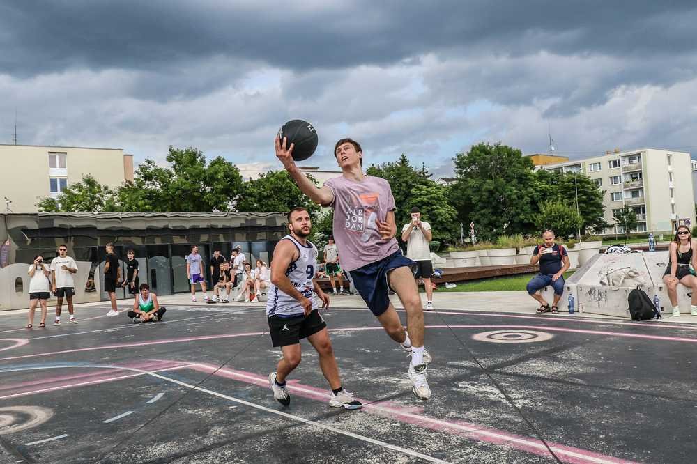 King of court sa presunul pod otvorené nebo, kráľom formátu 1×1 je Sokolovskyi