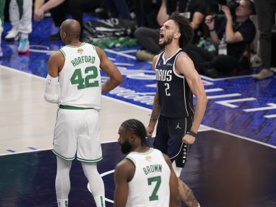 Zomrela mu mama, nezlomil sa a vdýchol život Dallasu vo finále NBA
