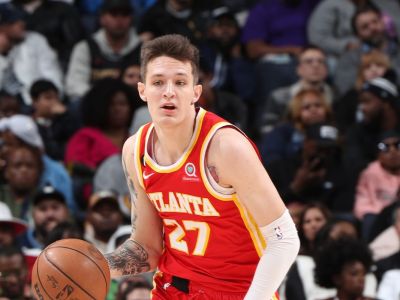 Skvelý záver sezóny pomohol, Vít Krejčí pokračuje v NBA