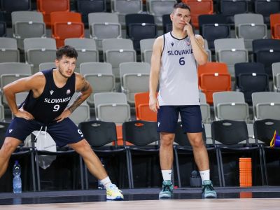 Ženy prehrali s Poľskom, muži po trojke Hronského otočili proti Portugalsku
