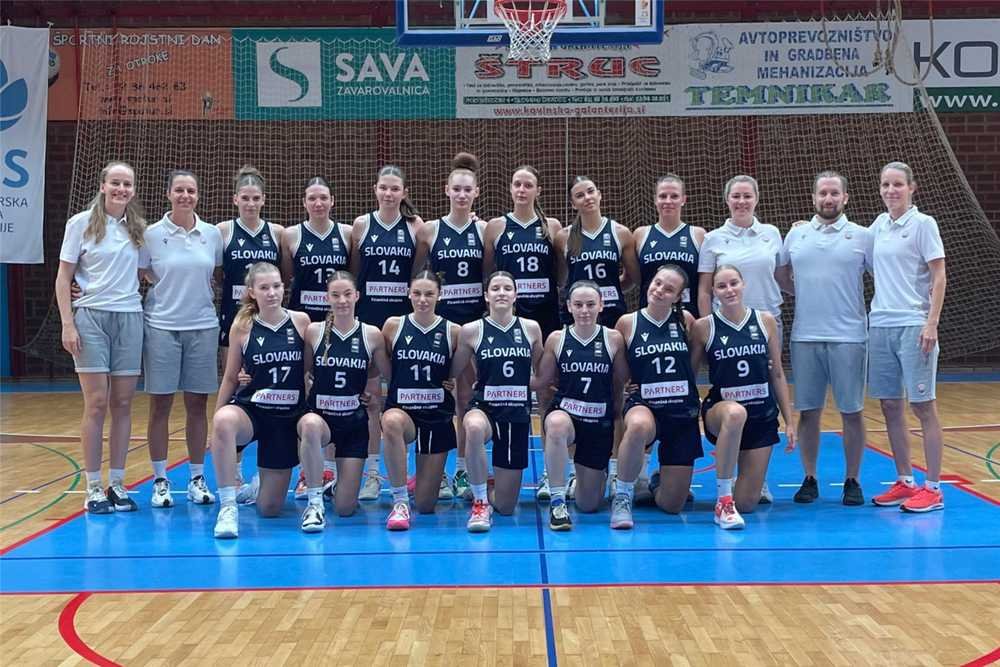 Začala sa príprava najmladšej dievčenskej reprezentácie