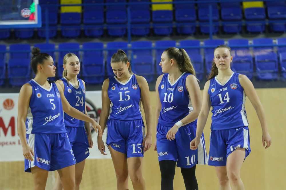 Slovan napĺňa očakávania. V súboji o najlepšieho z ostatných dominoval